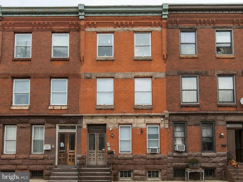 1613 W Diamond Street, Philadelphia PA 19121