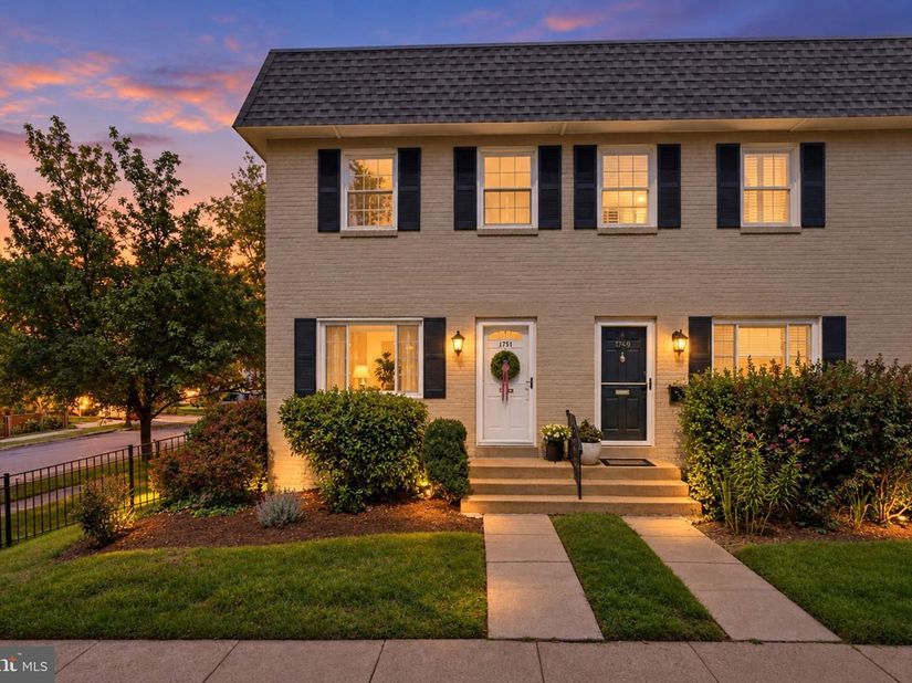 1751 N Cliff Street, Alexandria VA 22301