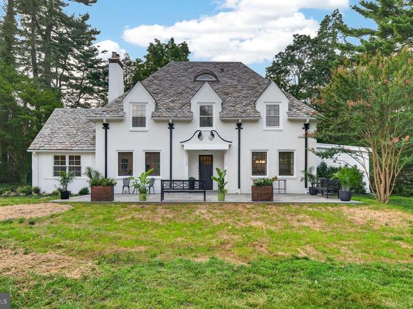 1013 Indian Creek Road, Wynnewood PA 19096