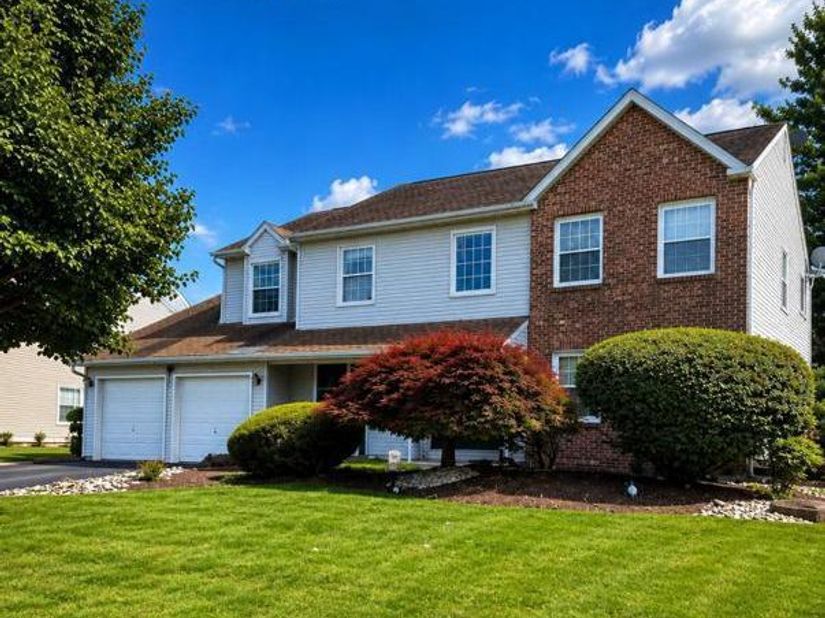 2067 E Wellington Road, Newtown PA 18940