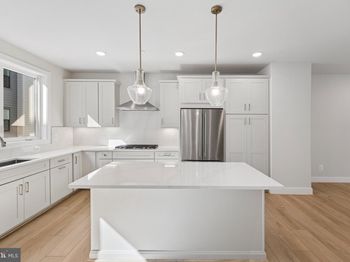 4922 Churchill Mews