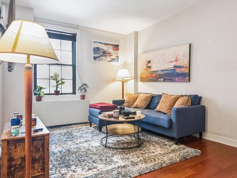 219 S 18TH Street 1004, Philadelphia PA 19103
