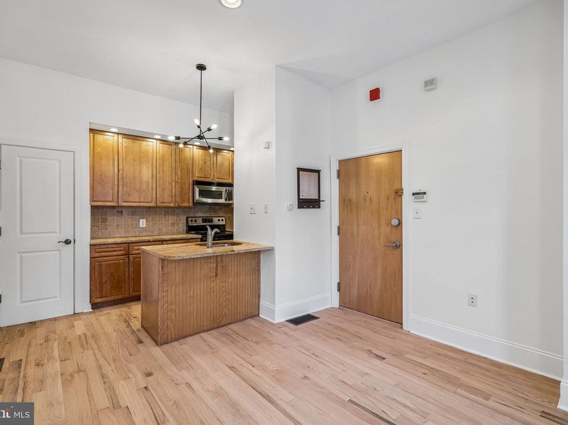 4900 Cedar Avenue 1D, Philadelphia PA 19143