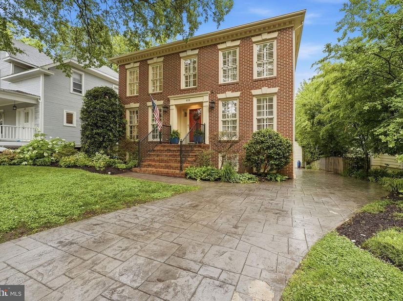 616 26TH Street S, Arlington VA 22202