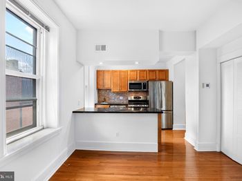 334 S 12TH Street