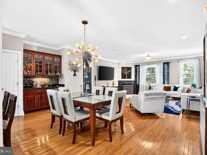 102 Dickinson, Philadelphia PA 19147