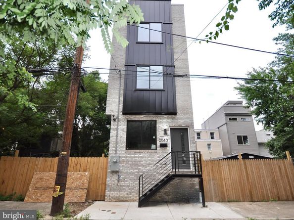 2043 N Orkney Street, Philadelphia PA 19122