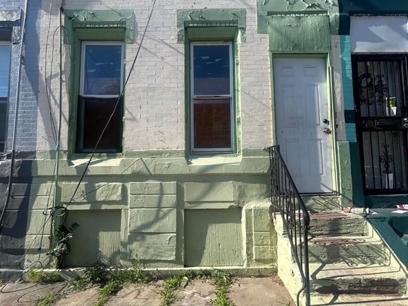 907 W Somerset Street, Philadelphia PA 19133