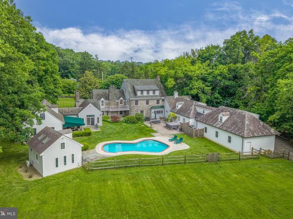 107 E Mill Road, Flourtown PA 19031