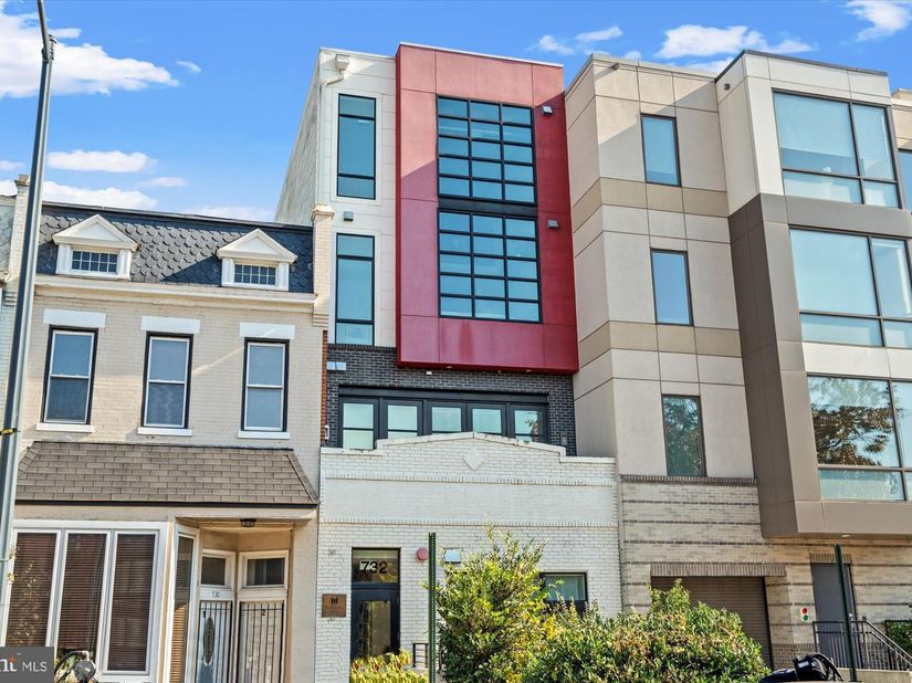 732 15TH Street SE 6, Washington DC 20003