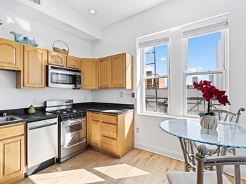 231 Grand St