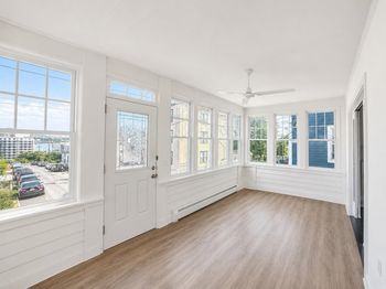 528 Undercliff Ave