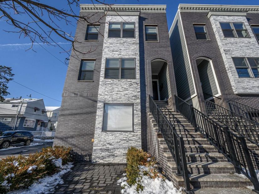 197 Garfield Ave, Jersey City NJ 07305