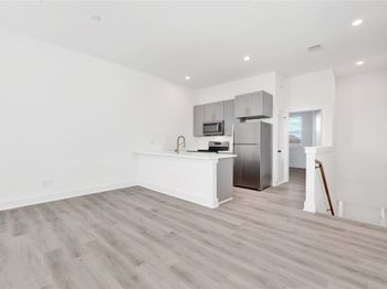 423 Alvia Run Lane