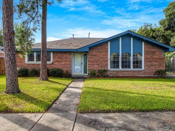 13823 Overbrook Lane