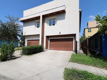 131 N Kendall Street