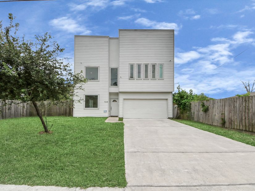 4228 Bellfort Street, Houston TX 77051