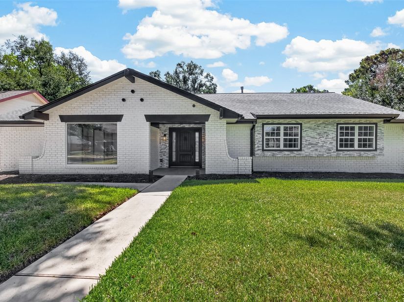 9519 Moorberry Lane, Houston TX 77080