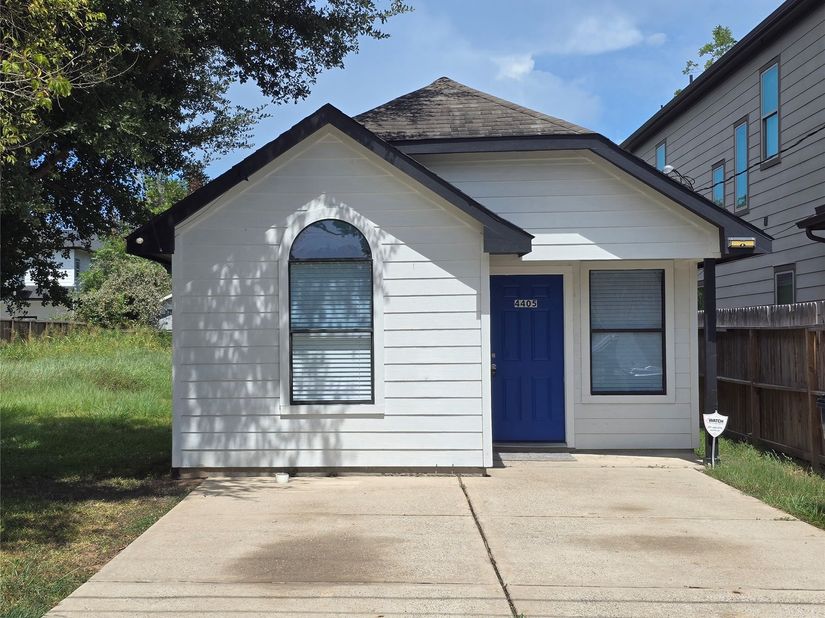 4405 Brinkley Street, Houston TX 77051