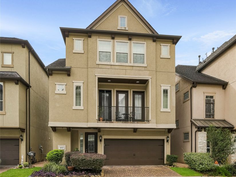 10112 Spring Shadows Park Circle, Houston TX 77080
