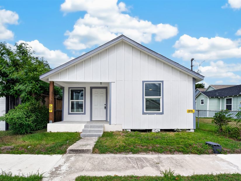 1505 Ryon Street, Houston TX 77009
