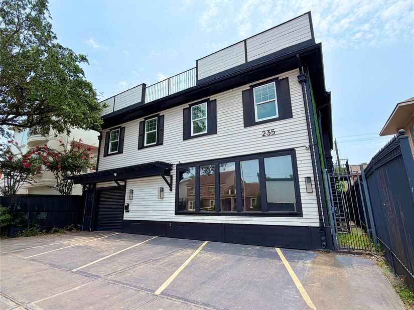 235 Westheimer Road, Houston TX 77006