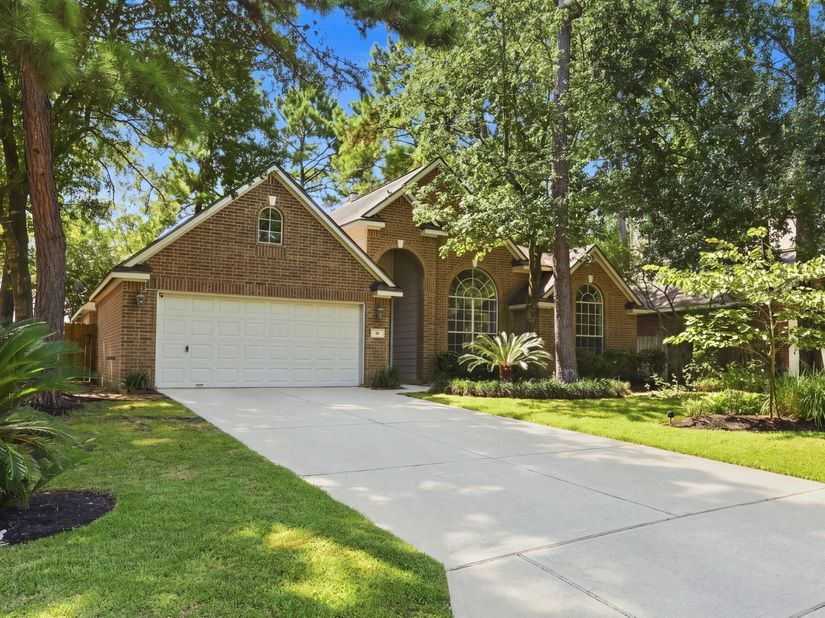 58 N Linton Ridge Circle, The Woodlands TX 77382