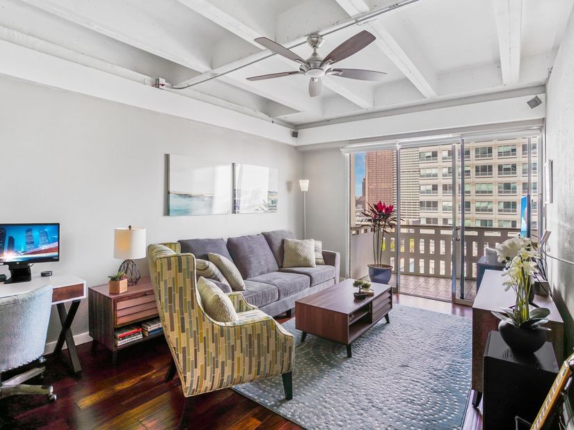2016 Main Street 1203, Houston TX 77002