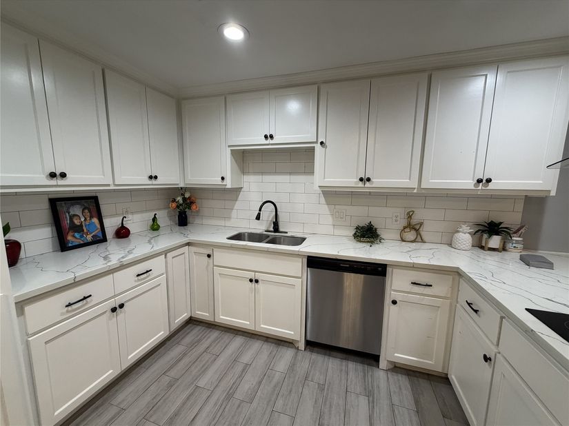 7703 Moonmist B, Houston TX 77036