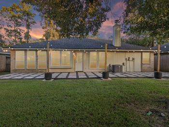 2903 Parkwood Manor Drive