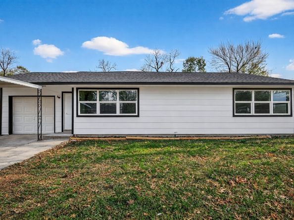 5833 Southlea Street, Houston TX 77033