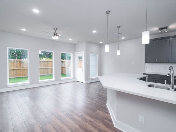 4401 Alvin Street A, Houston TX 77051