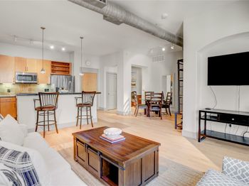 1901 Post Oak Boulevard