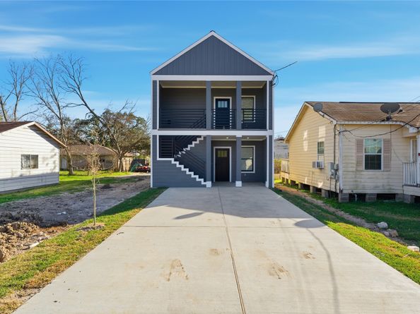 9722 Tuffly St, Houston TX 77029