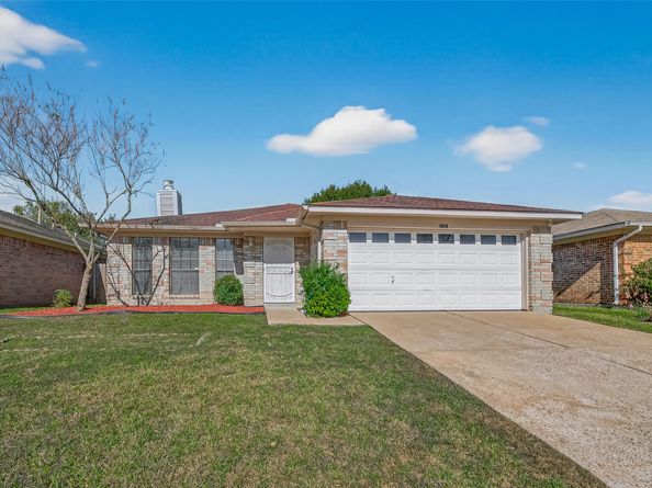 10810 Umber Court, Houston TX 77099