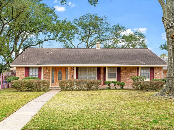 4826 Omeara Drive, Houston TX 77035