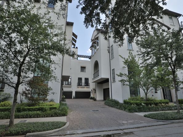 2413 ROSAMOND Street A, Houston TX 77098