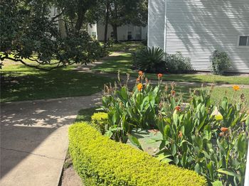 9809 Richmond Avenue