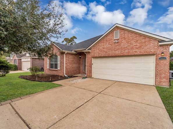 951 Fife Drive, Conroe TX 77301