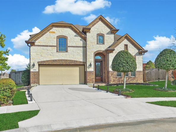 11030 Sarah Bluff Lane, Cypress TX 77433