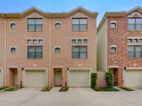 11315 Main Street 204, Houston TX 77025