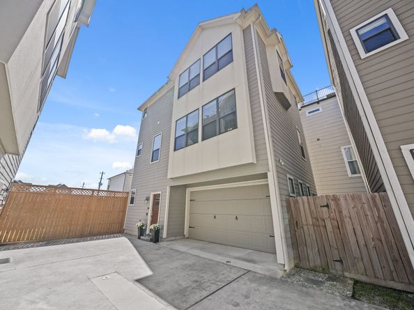 918 W 20th Street, Houston TX 77008