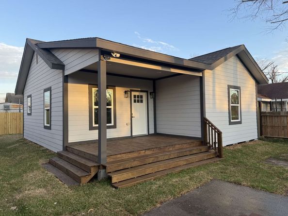 1620 Sam Wilson Street, Houston TX 77020