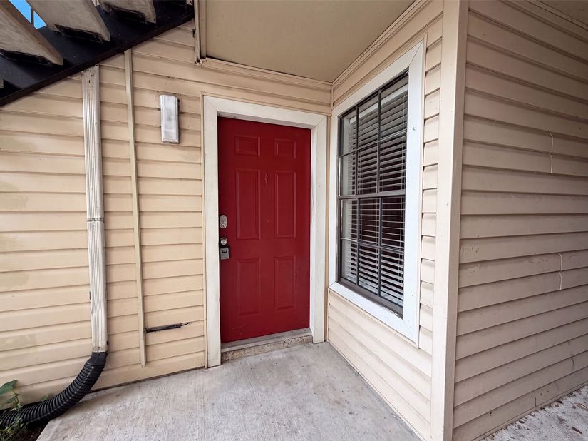 2750 Holly Hall Street 1409, Houston TX 77054