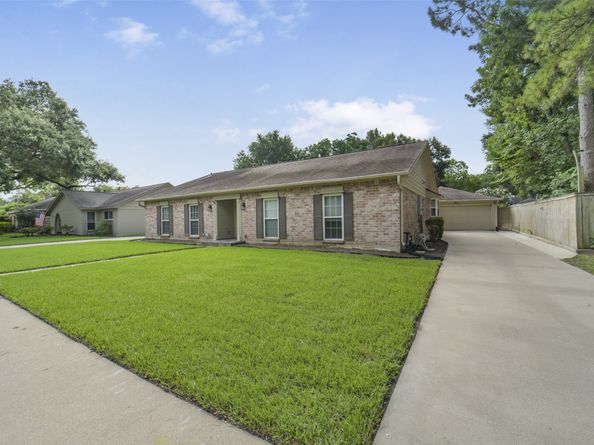 12411 Attlee Drive, Houston TX 77077