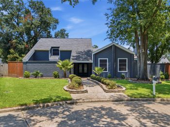 703 Queensmill Court