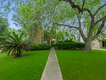 15239 Corona Del Mar Drive