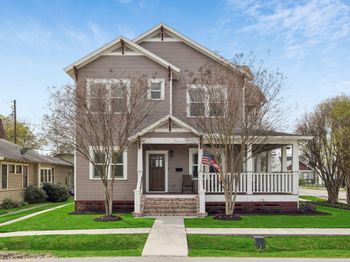 611 Cordell Street