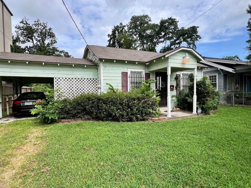 2507 Couch Street, Houston TX 77008