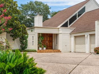 2707 Highland Court